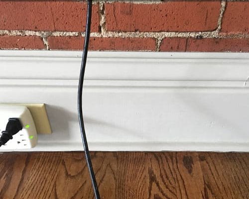 Baseboards after cleaning